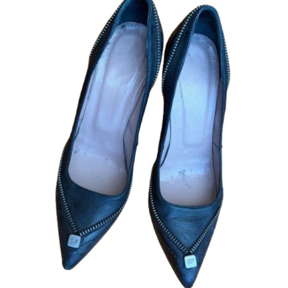 Gianfranco Ferre Black Pointed Toe Stiletto Heels EU 37 Vintage Designer Pumps